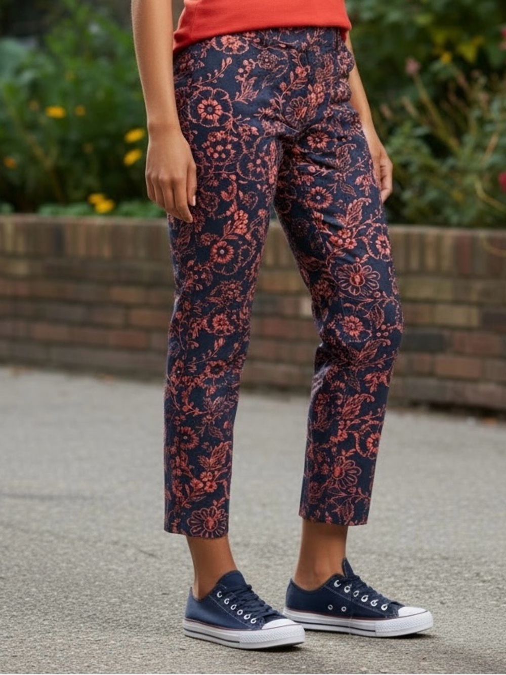 0P Loft Floral Print Cropped Pants - Navy & Coral/Red